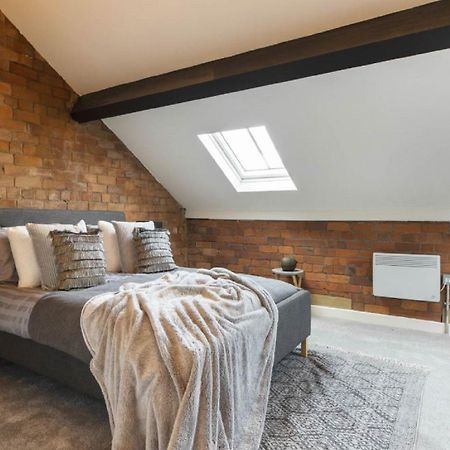 5-Bedroom Luxury Duplex Penthouse Bradford  Exterior photo